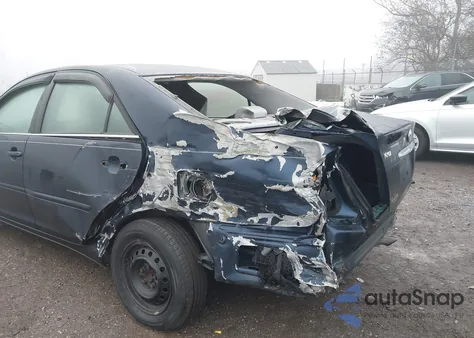 2003 Toyota Camry Le from USA, damaged, VIN 4T1BE32KX3U241342